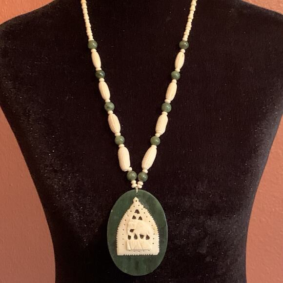 Nephrite and Beige Carved Vintage Elephant Eclectic Necklace - Picture 2 of 12